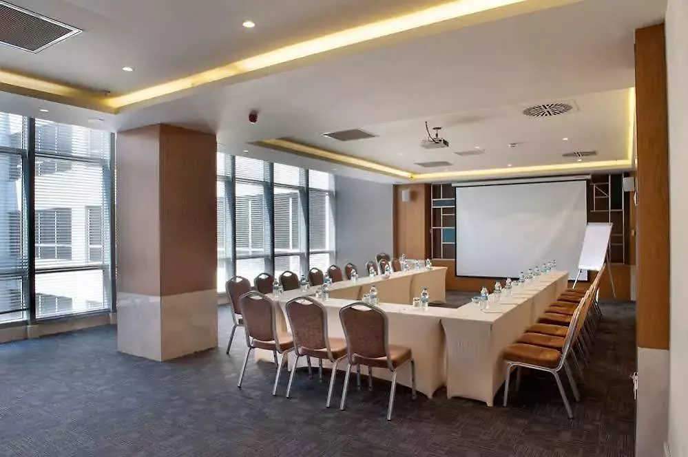 ****  איסטמבול Isg Sabiha Goekcen Airport Hotel טורקיה