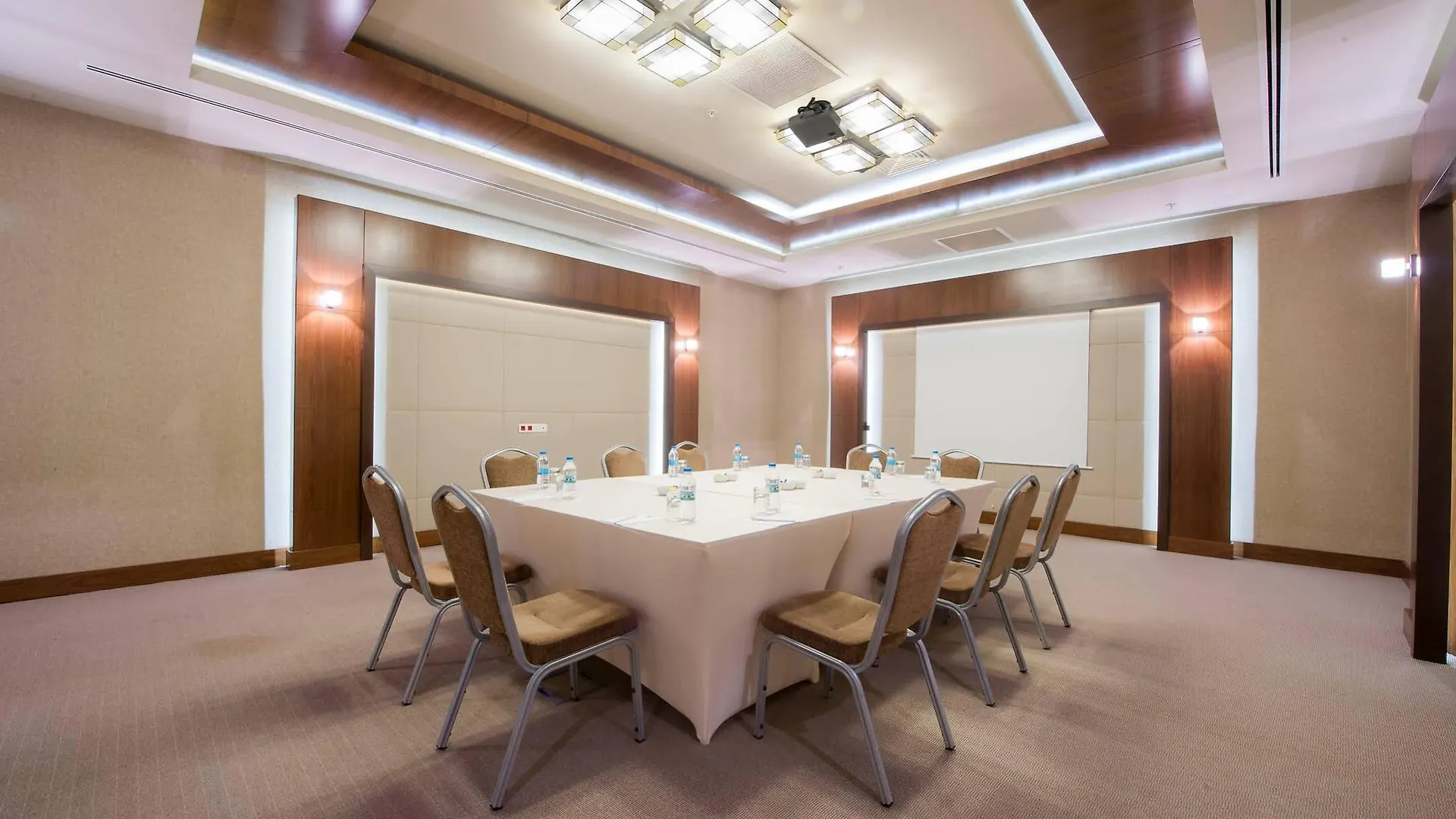 ****  איסטמבול Isg Sabiha Goekcen Airport Hotel טורקיה